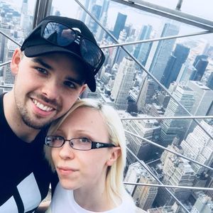 Meet your Posher, Éva